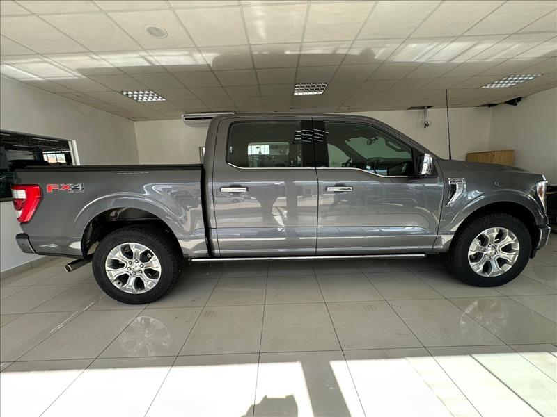  F-150  5.0 V8 CD Platinum FX4 7