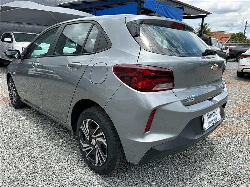  ONIX  1.0 Turbo LT 4