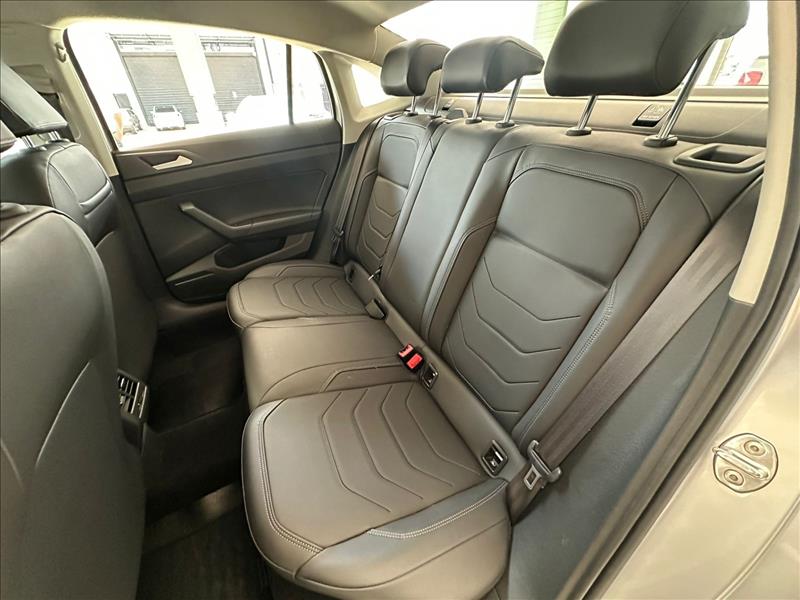  VIRTUS  1.0 200 TSI Comfortline 7