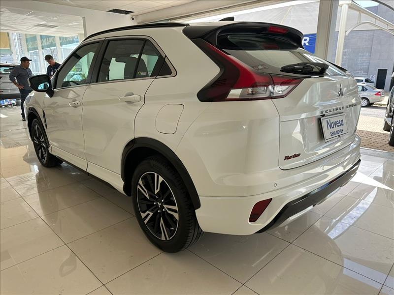  ECLIPSE CROSS  1.5 Mivec Turbo Hpe-s 4