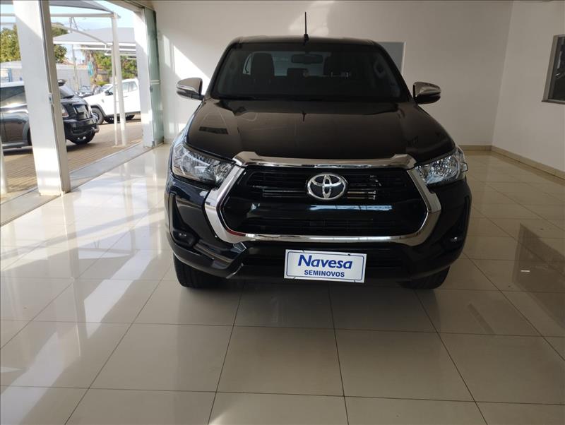  HILUX  2.8 D-4d Turbo CD SRV 4X4 0