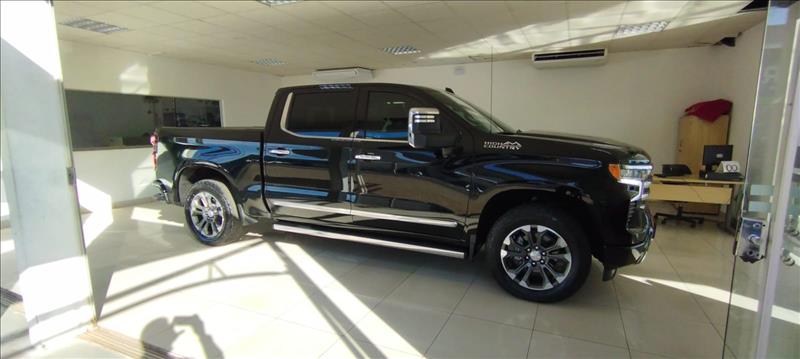  SILVERADO  5.3 V8 1500 High Country 4X4 7