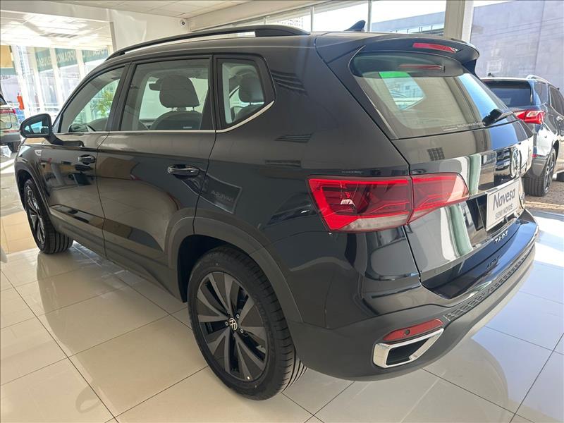  TAOS  1.4 250 TSI Comfortline 4