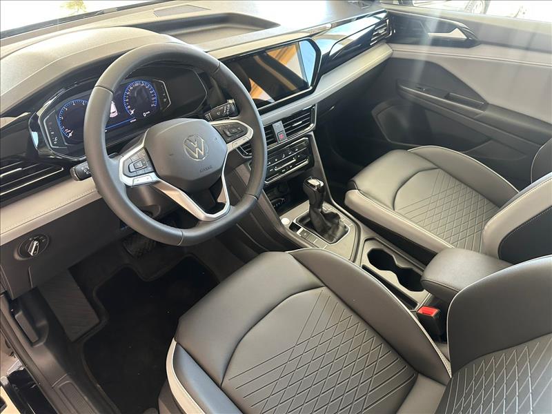  TAOS  1.4 250 TSI Comfortline 8