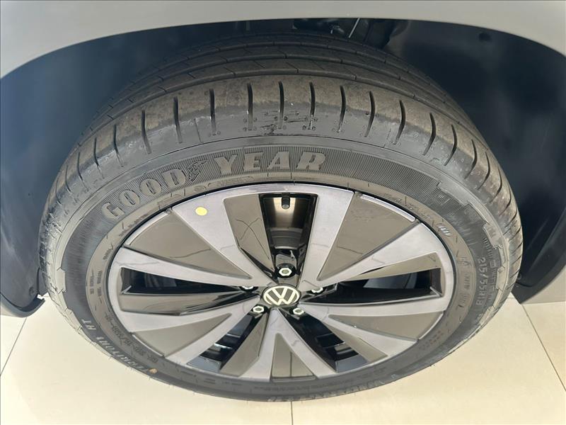  TAOS  1.4 250 TSI Comfortline 14