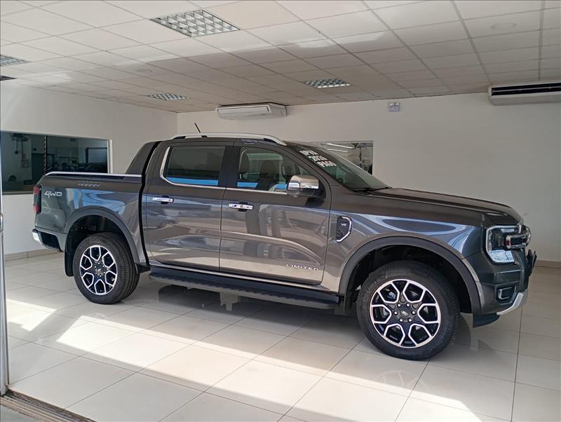  RANGER  3.0 V6 Turbo CD Limited 4X4 1