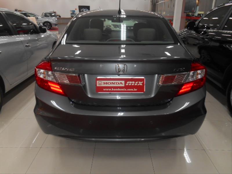Honda CIVIC 1.8 LXS 16V