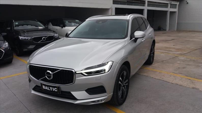 VOLVO XC60 2.0 T5 Momentum AWD Geartronic