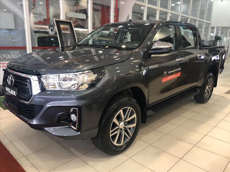 TOYOTA HILUX 2.8 SRV 4X4 CD 16V
