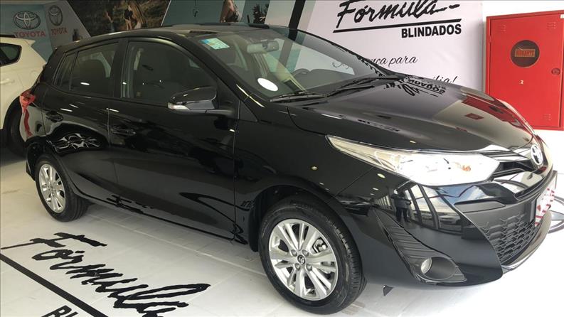 TOYOTA YARIS 1.3 16V XL Plus Tech Multidrive