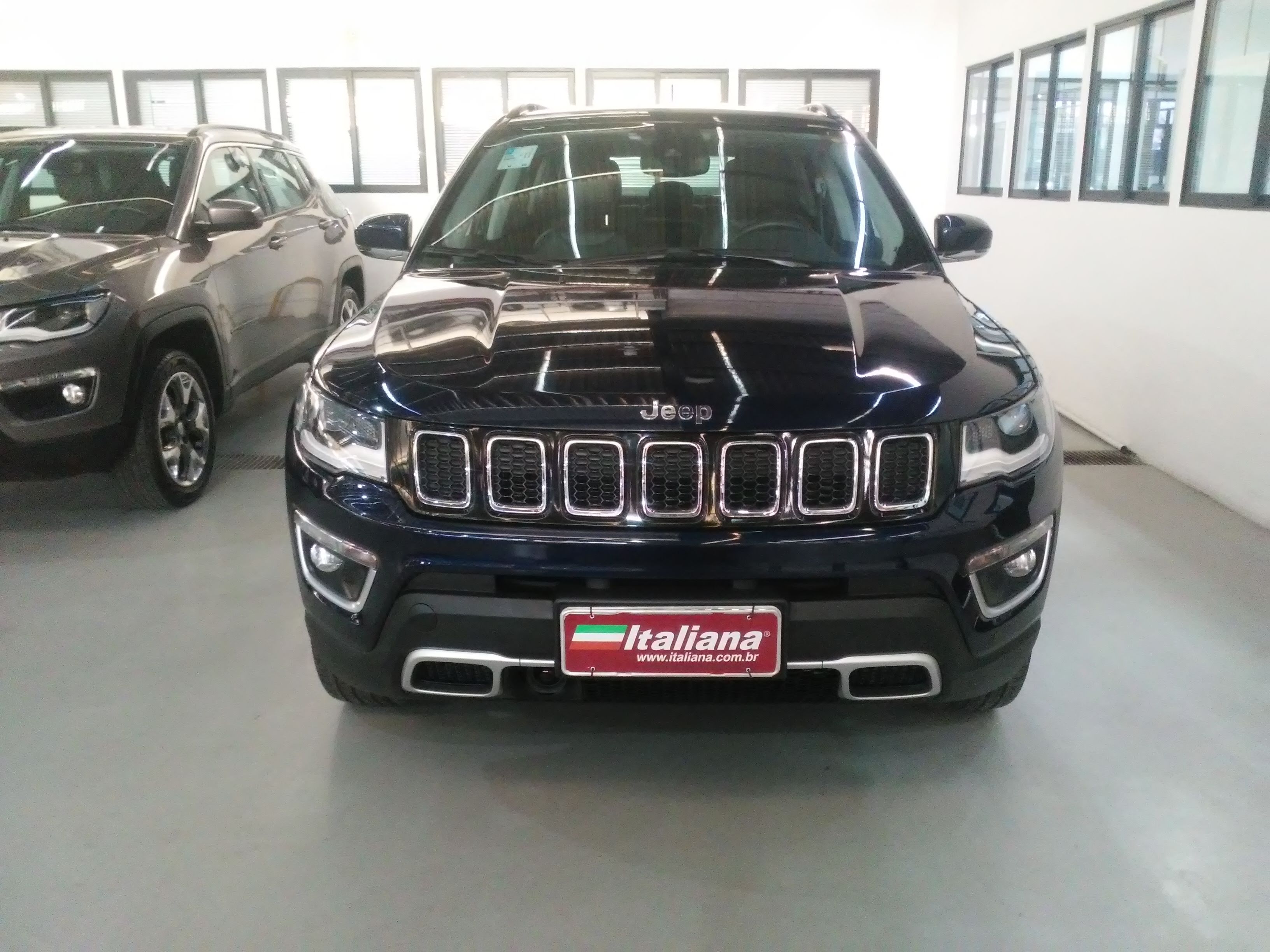 COMPASS 2.0 16V Limited 4X4 COMPASS 2.0 16V Limited 4X4
