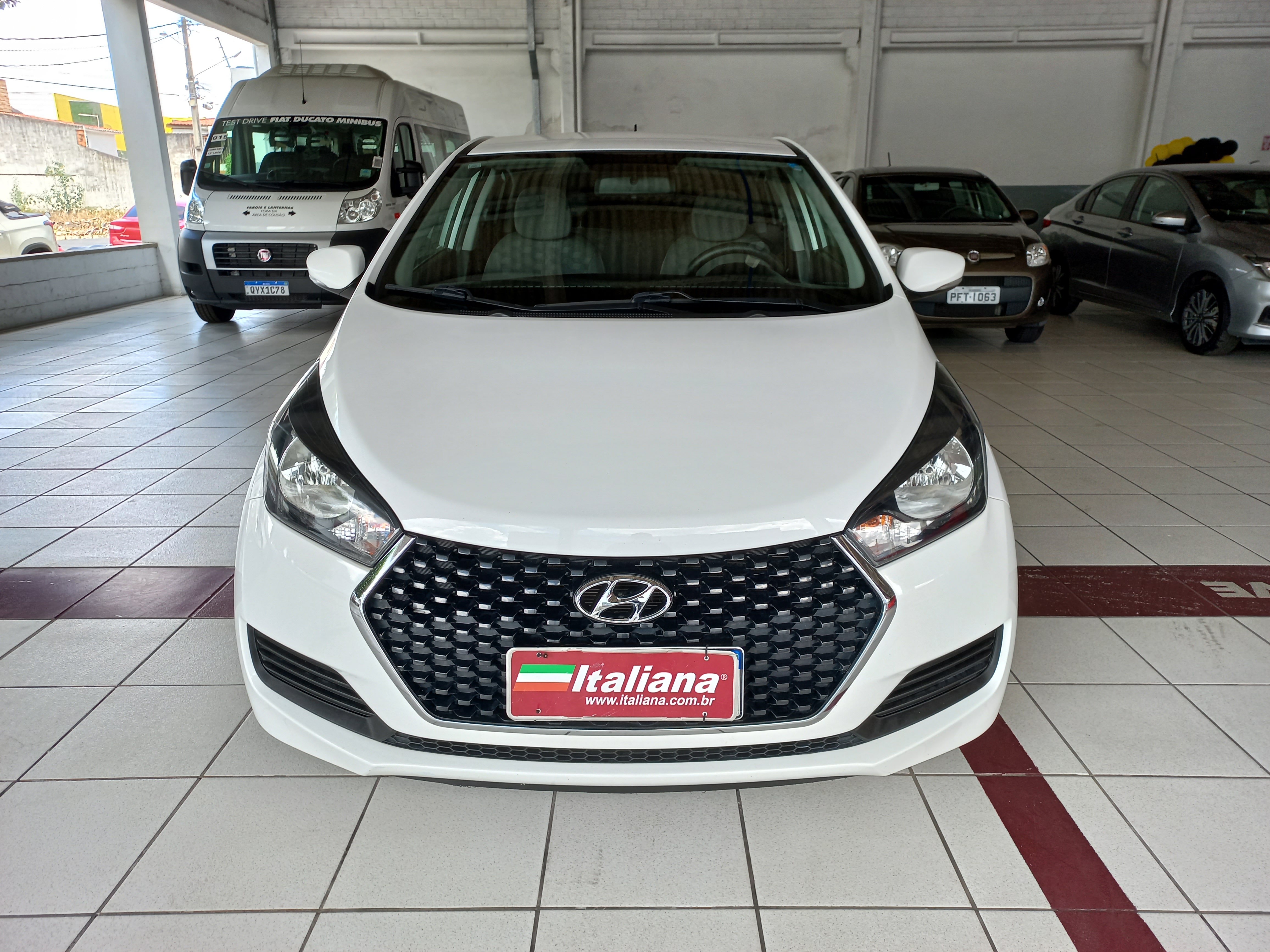 HB20S 1.6 Comfort Plus 16V HB20S 1.6 Comfort Plus 16V
