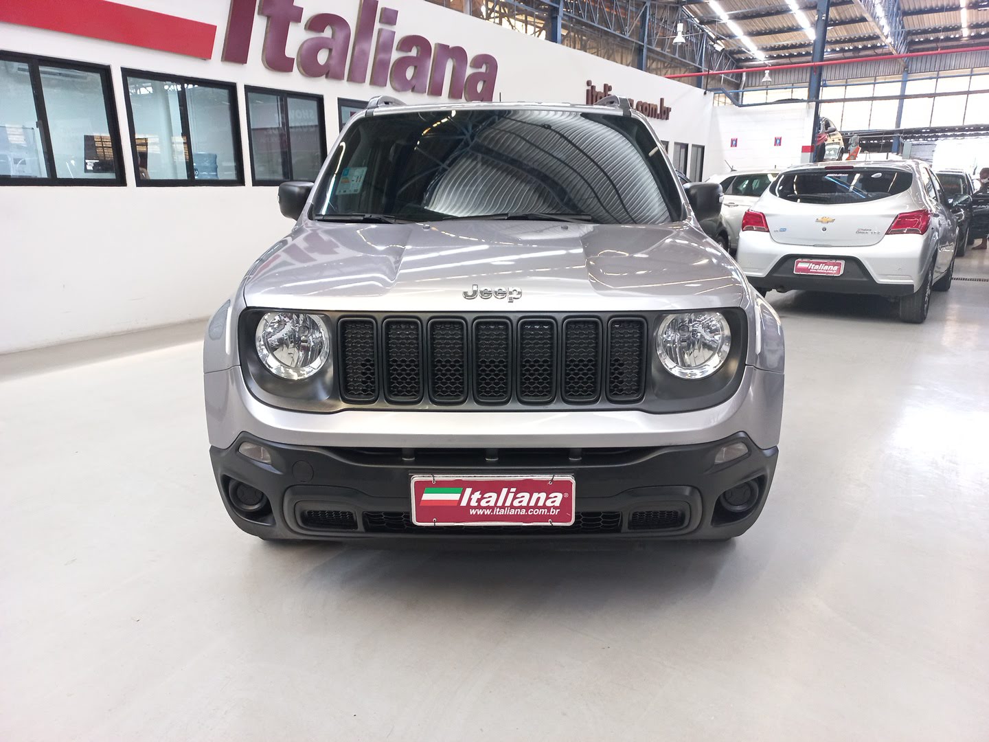 RENEGADE 1.8 16V Sport RENEGADE 1.8 16V Sport