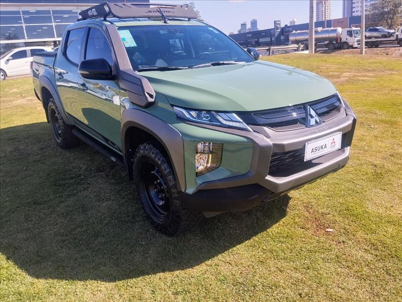 MITSUBISHI L200 TRITON