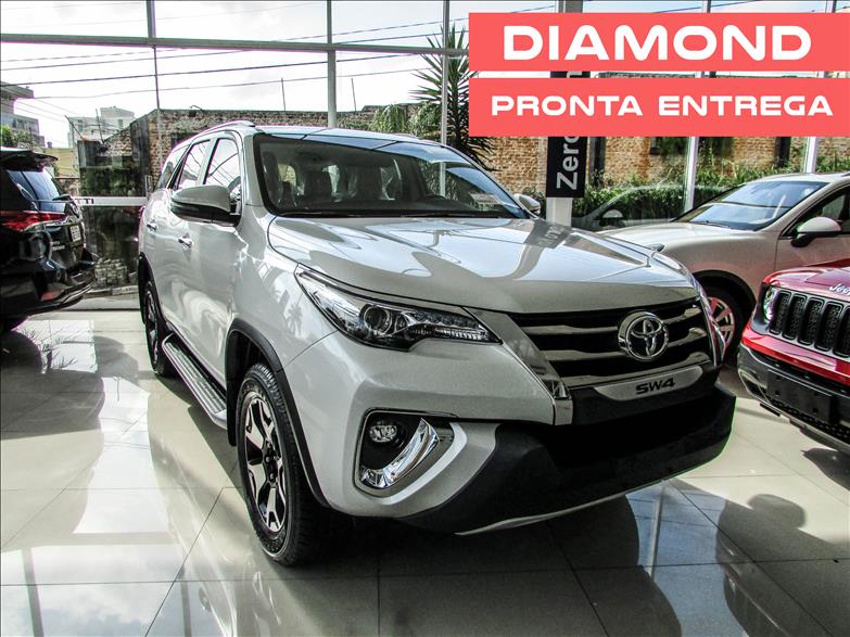 TOYOTA HILUX SW4 2.8 SRX Diamond 4X4 7 Lugares 16V Turbo Intercooler