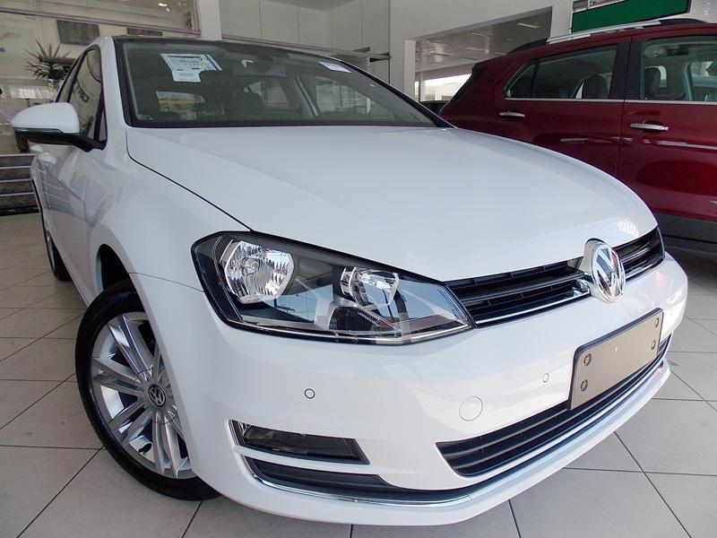VOLKSWAGEN GOLF 1.0 200 TSI Comfortline