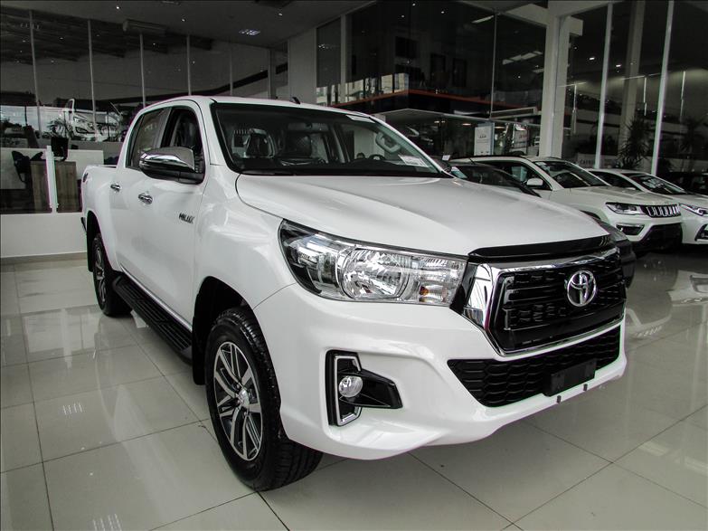 TOYOTA HILUX 2.7 SRV 4X2 CD 16V