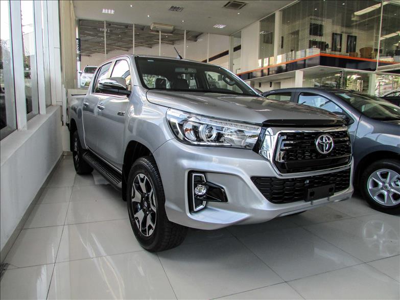 TOYOTA HILUX 2.8 SRX 4X4 CD 16V