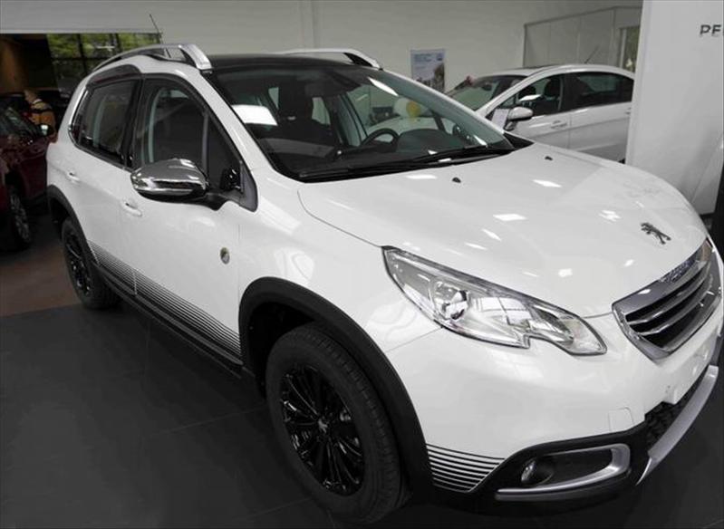 PEUGEOT 2008 1.6 16V Crossway