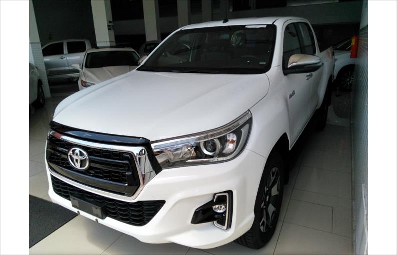 TOYOTA HILUX 2.8 SRX 4X4 CD 16V