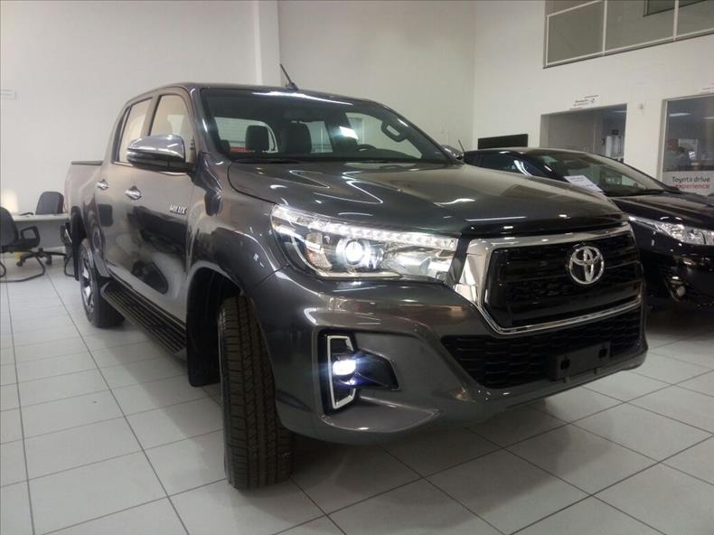 TOYOTA HILUX 2.8 SRX 4X4 CD 16V