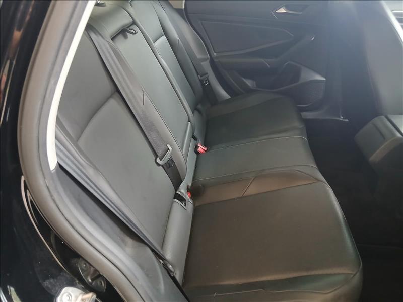  JETTA  1.4 250 TSI Comfortline 9