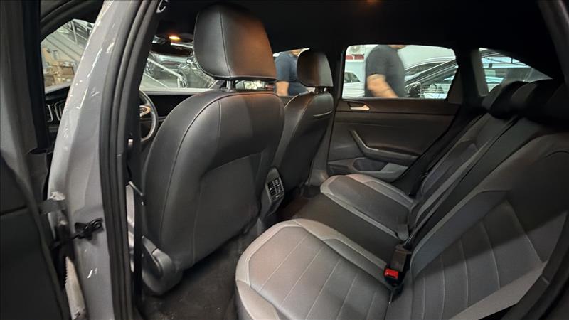  NIVUS  1.0 200 TSI Highline 9