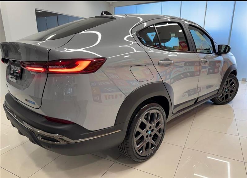  FASTBACK  1.0 Turbo 200 Hybrid Impetus 2