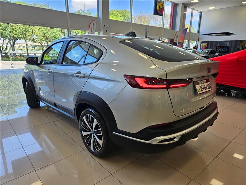  FASTBACK  1.0 Turbo 200 Hybrid Audace 5