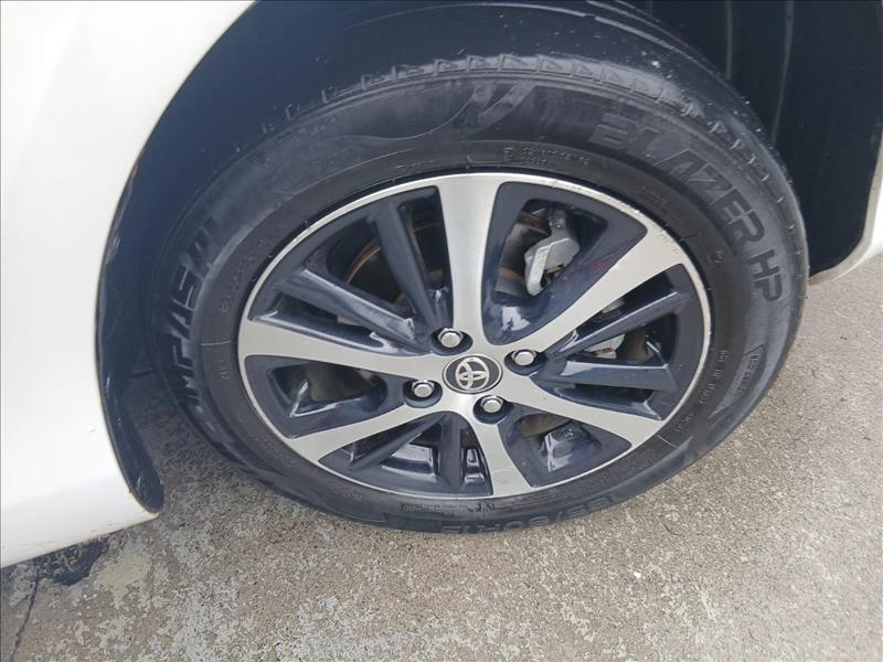  YARIS  1.5 16V XLS Connect 12