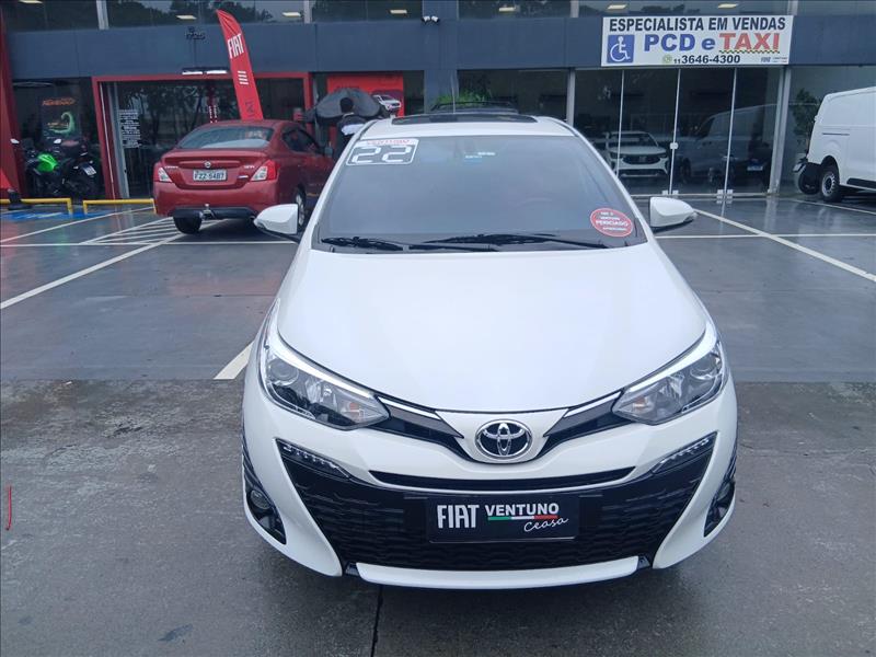  YARIS  1.5 16V XLS Connect 1