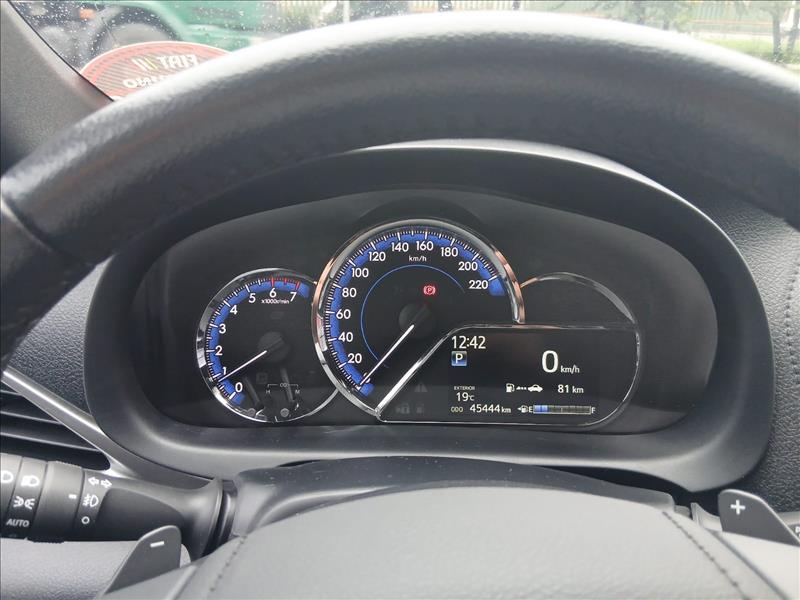  YARIS  1.5 16V XLS Connect 13