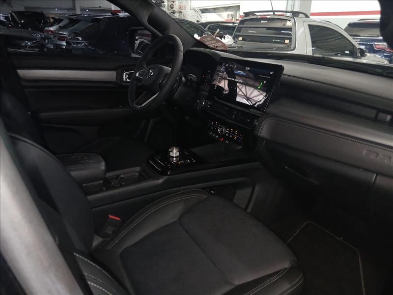  RAMPAGE  2.0 Turbo Laramie 4X4 9