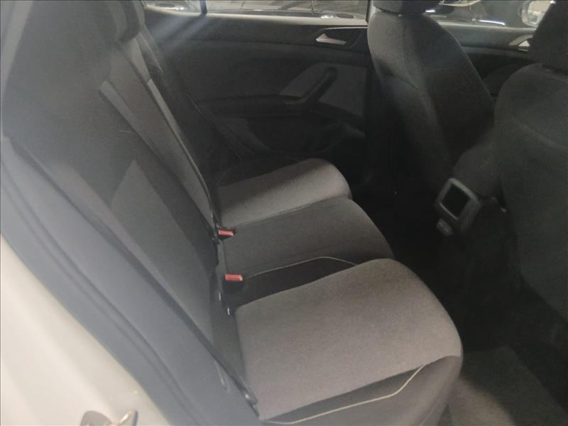  T-CROSS  1.0 200 TSI 10