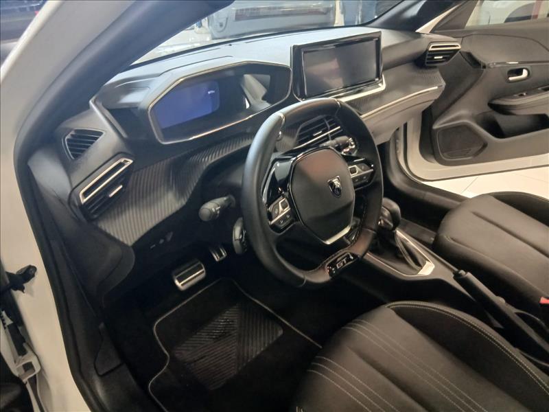  208  1.0 Turbo 200 GT 11