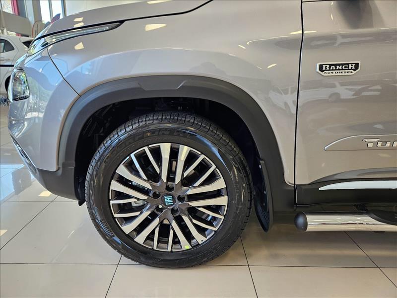  TORO  1.3 Turbo 270 Ultra 13