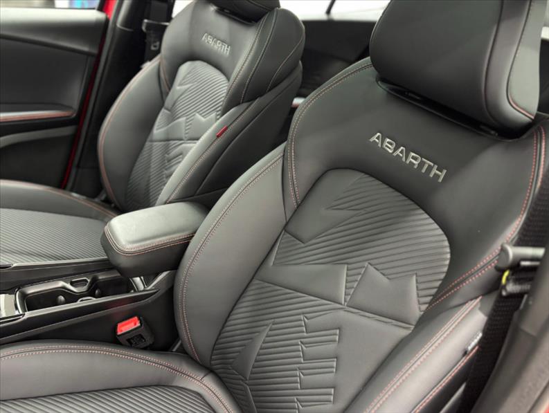  FASTBACK  1.3 Turbo 270 Abarth 7