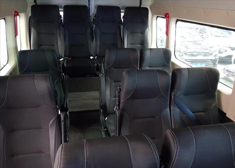  DUCATO  2.2 Bluehdi Minibus Luxo 5