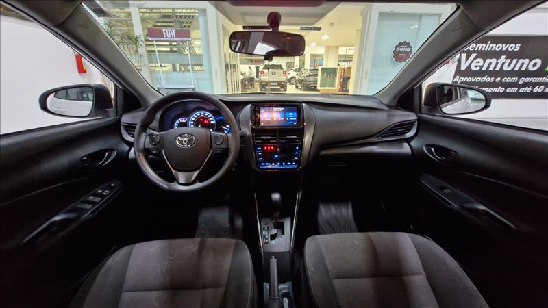  YARIS  1.5 16V Sedan XL 9