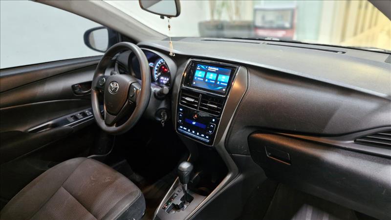  YARIS  1.5 16V Sedan XL 6