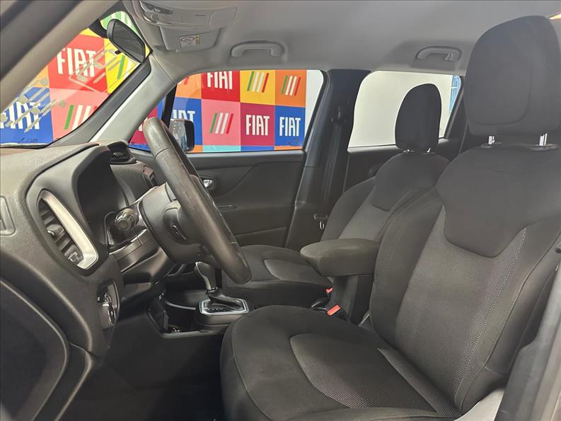  RENEGADE  1.8 16V Sport 10