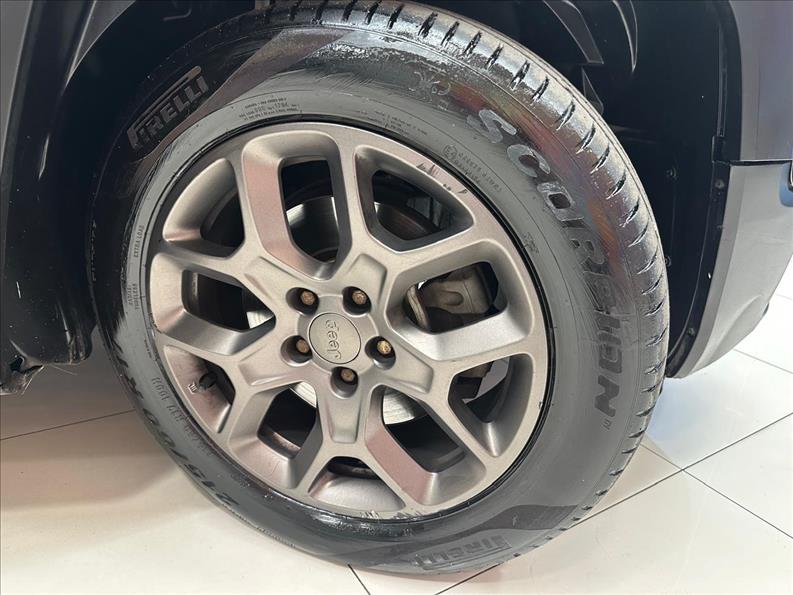  RENEGADE  1.8 16V Sport 13