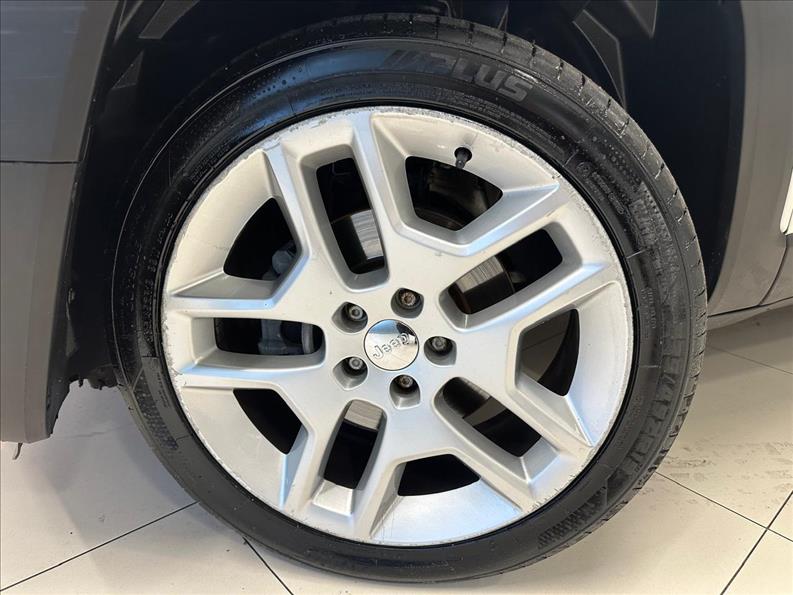  RENEGADE  1.8 16V Limited 12