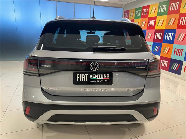  T-CROSS  1.4 250 TSI Highline 4