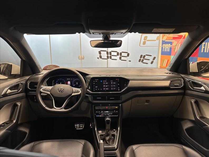  T-CROSS  1.4 250 TSI Highline 8