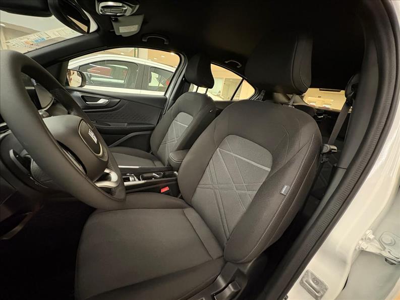  FASTBACK  1.0 Turbo 200 Hybrid Audace 9