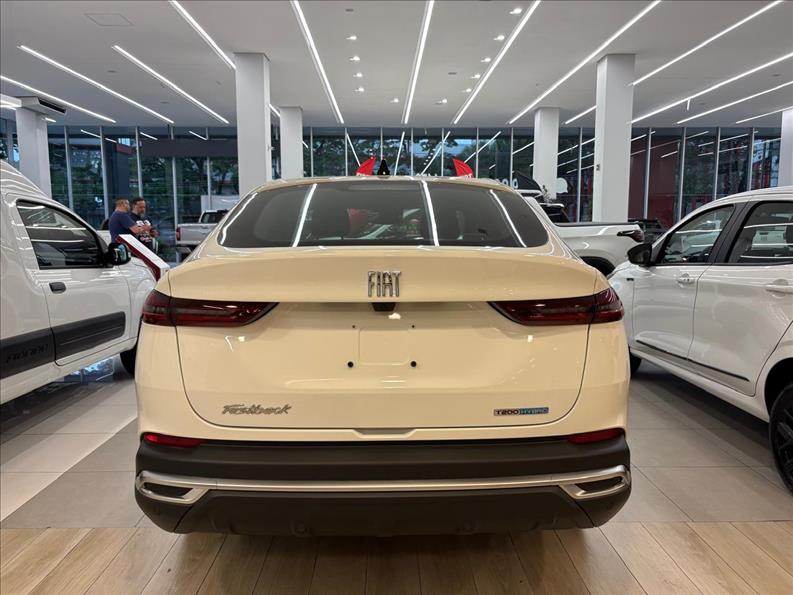 FASTBACK  1.0 Turbo 200 Hybrid Audace 4