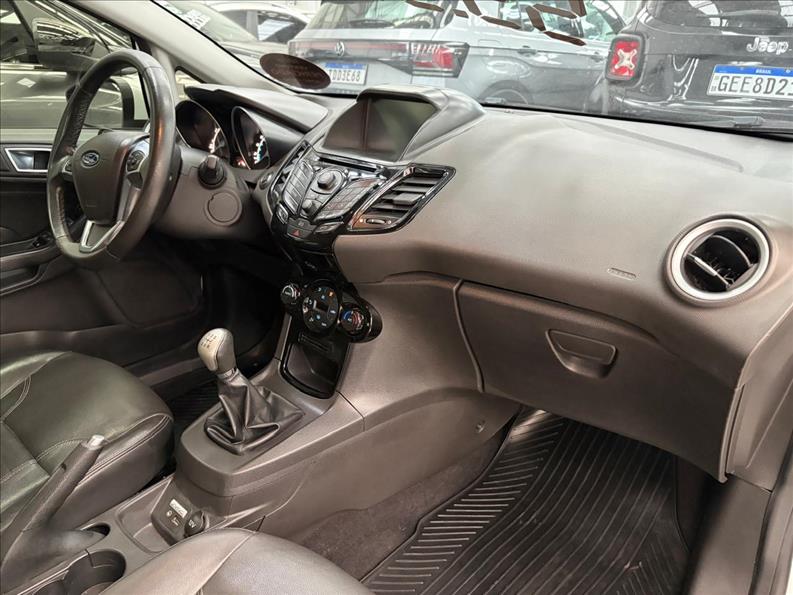  FIESTA  1.5 SE Hatch 16V 10