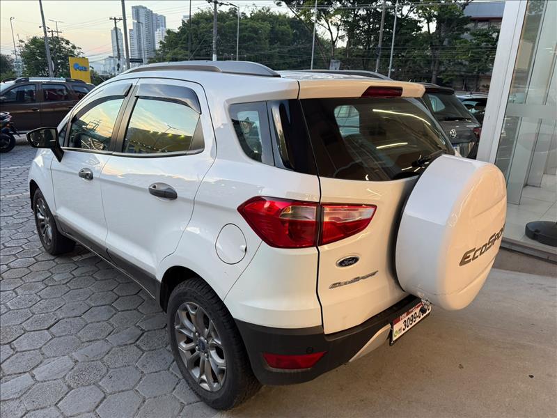  ECOSPORT  1.6 Freestyle 16V 5