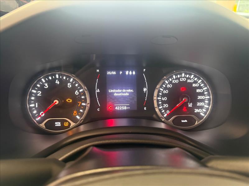  RENEGADE  1.3 T270 Turbo Sport 3